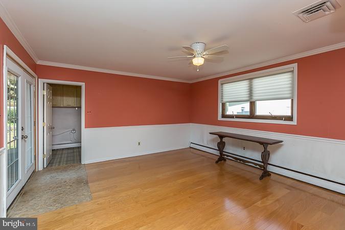40 South Brookside Road Springfield, PA 19064 - Photo 27 of 47 Expanded Eat In Kitchen