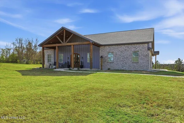 $498,900 | 4315 Tank Road, Terry, MS 39170