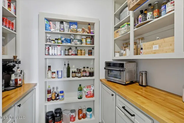 $499,900 | 4315 Tank Road, Terry, MS 39170