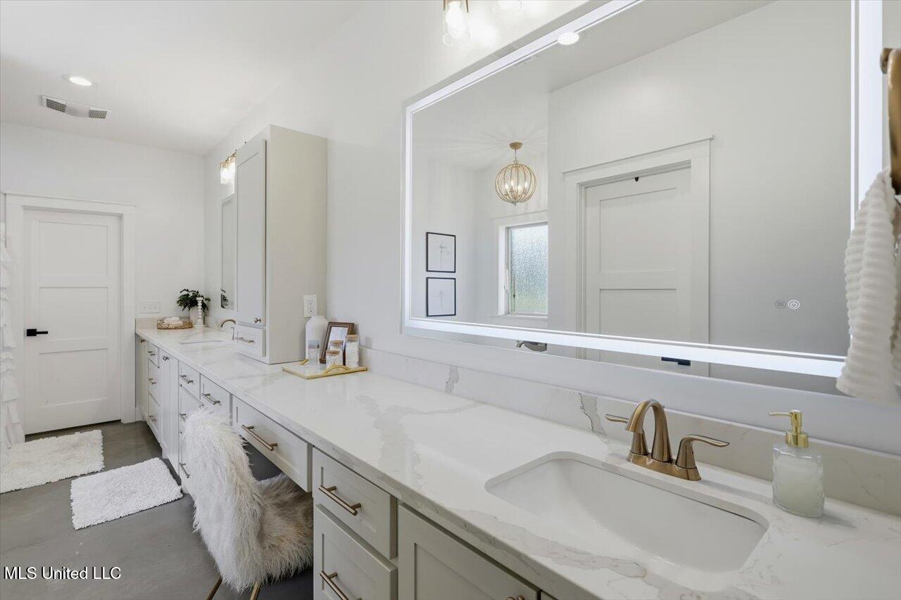 4315 Tank Road Terry, MS 39170 - Photo 26 of 55 23-4315 Tank Rd _ Home Tours MS