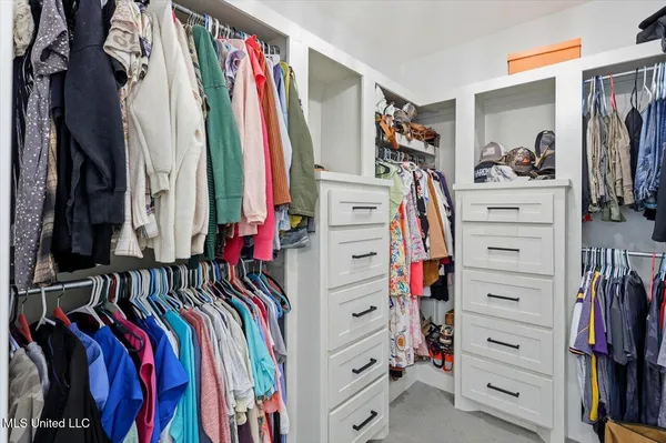 $498,900 | 4315 Tank Road, Terry, MS 39170