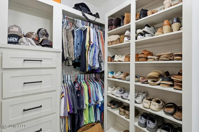 $499,900 | 4315 Tank Road, Terry, MS 39170