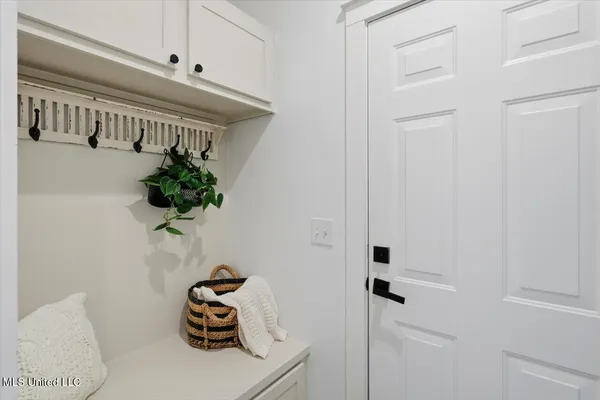 $498,900 | 4315 Tank Road, Terry, MS 39170