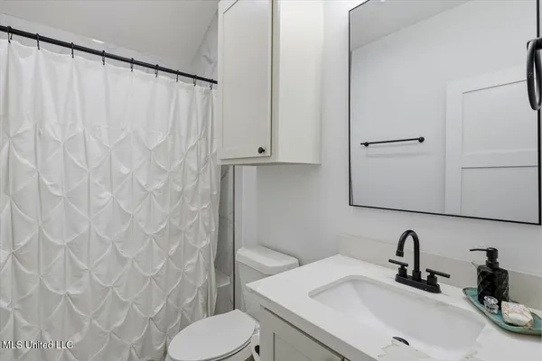 $498,900 | 4315 Tank Road, Terry, MS 39170