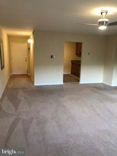 400 Glendale Road, Unit 32C Havertown, PA 19083 - Photo 3 of 20 Living room