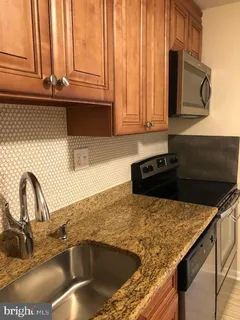 $165,000 | 400 Glendale Road, Unit 32C, Havertown, PA 19083