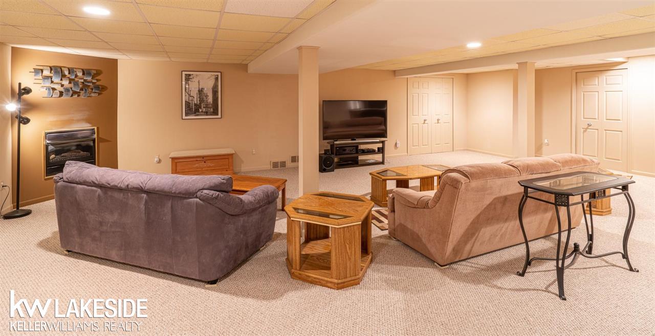 534 Slumber Lane Rochester Hills, MI 48307 - Photo 22 of 36
