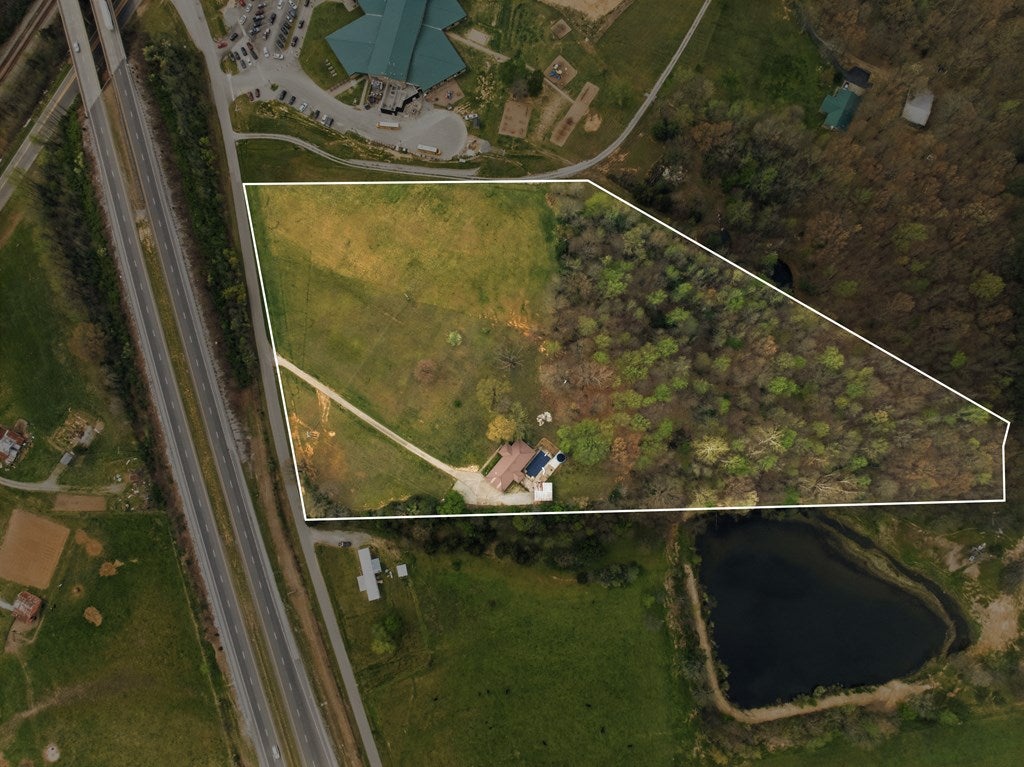 100 Tram Road Nortonville, KY 42442 - Photo 20 of 24 Gallery Image 20