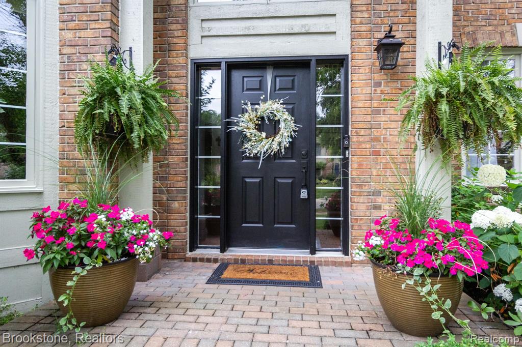 3845 Beechcrest Road Rochester Hills, MI 48309 - Photo 5 of 93