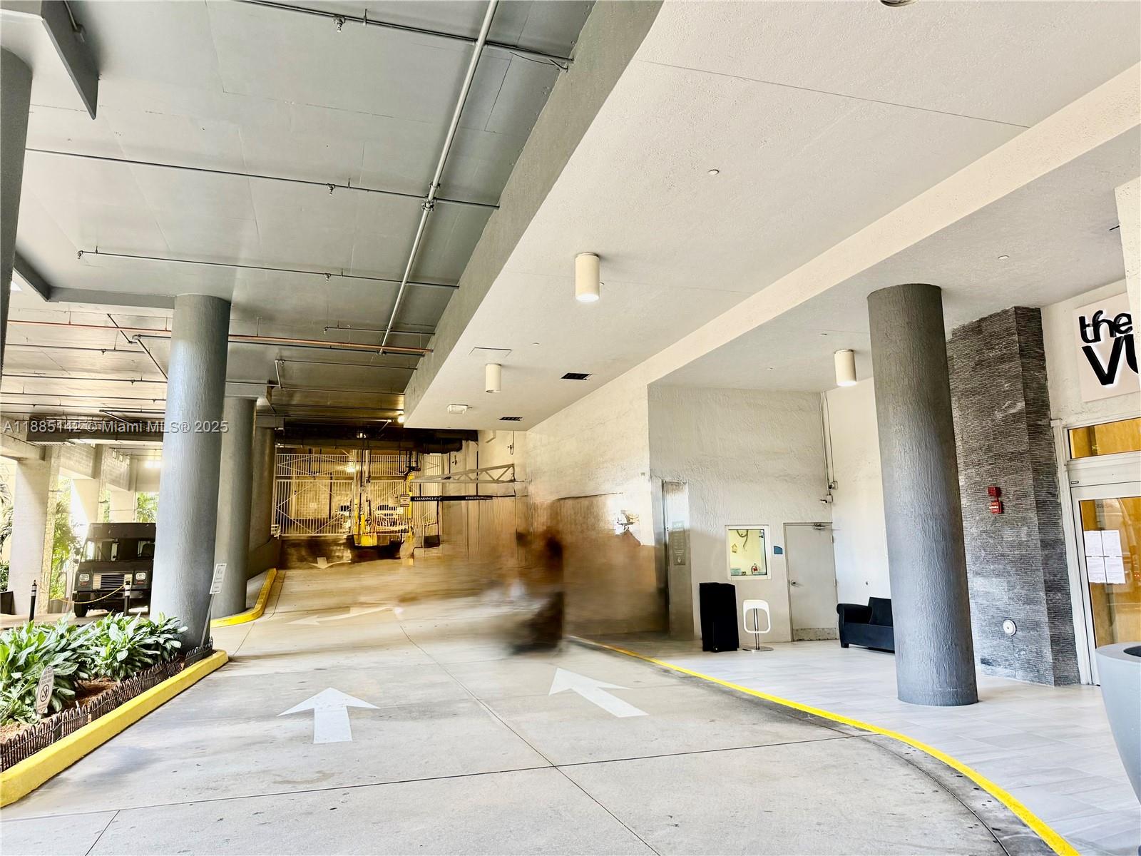 1250 South Miami Avenue, Unit 1603 Miami, FL 33130 - Photo 41 of 44 a bathroom with a large mirror