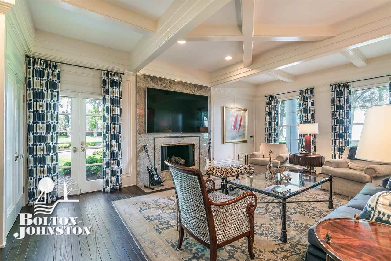 655 Lake Shore Road Grosse Pointe, MI 48236 - Photo 24 of 86 Den