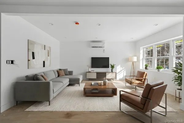 $899,000 | 1657 Tillotson Avenue | Baychester