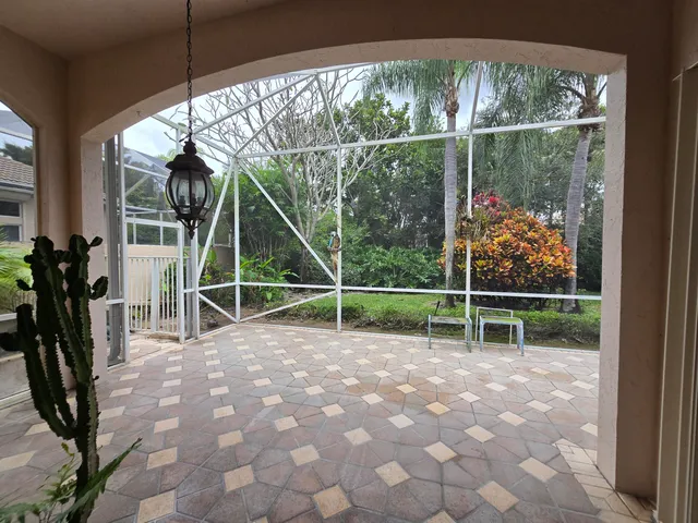 $395,000 | 6846 Fairway Lakes Drive, Boynton Beach, FL 33472