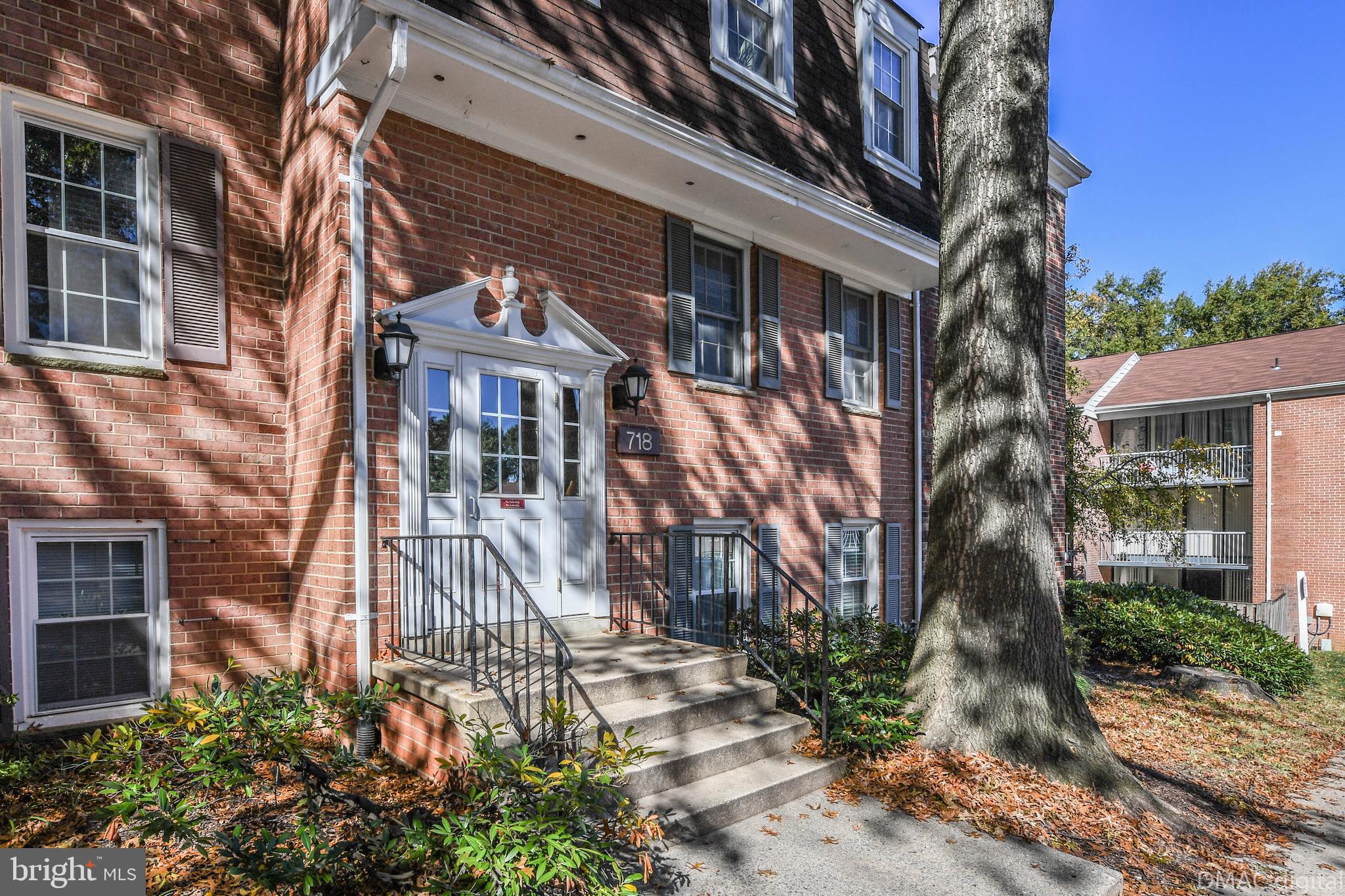 718 Quince Orchard Boulevard, Unit 201 Gaithersburg, MD 20878 - Photo 3 of 22