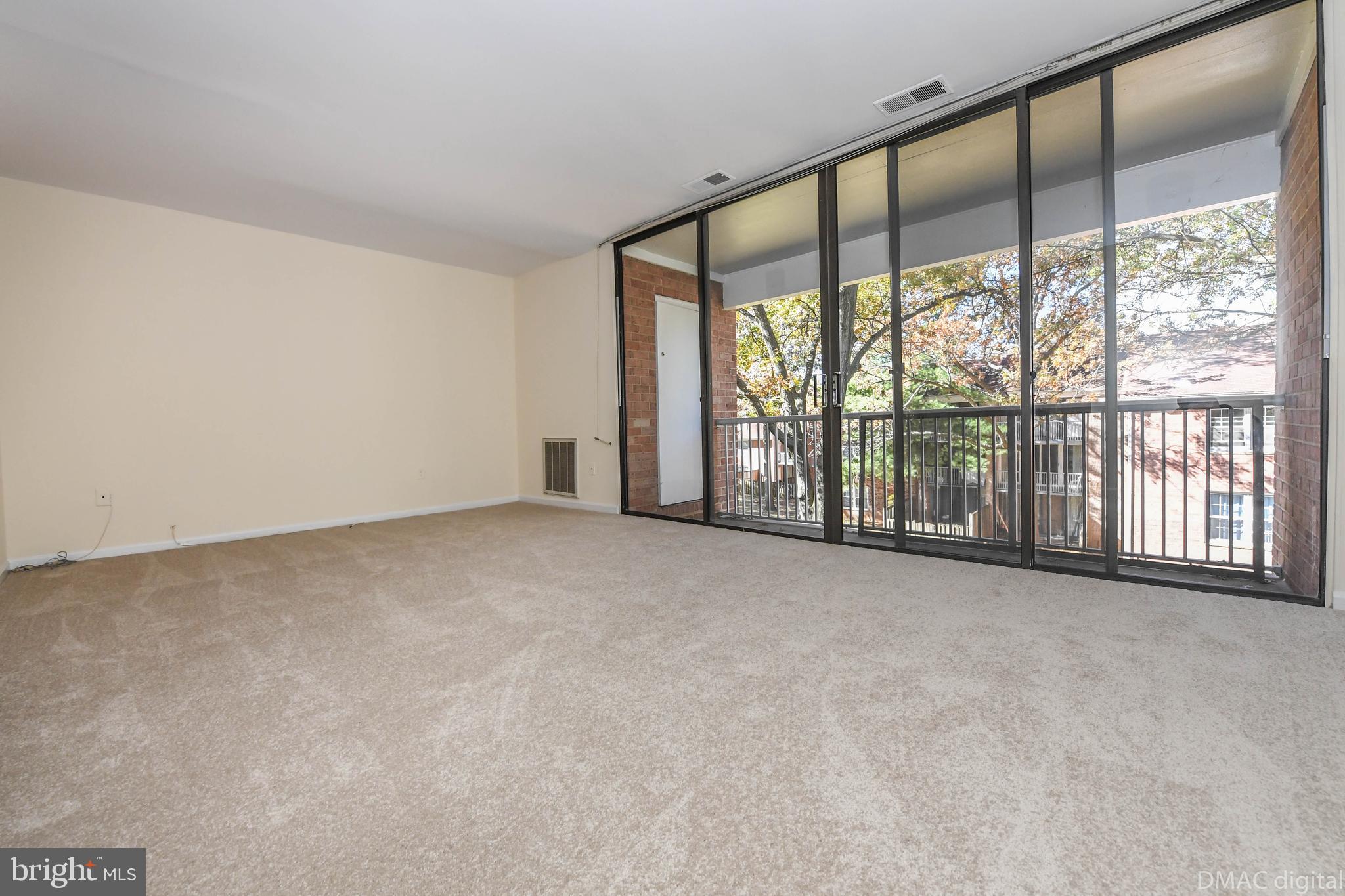 718 Quince Orchard Boulevard, Unit 201 Gaithersburg, MD 20878 - Photo 6 of 22