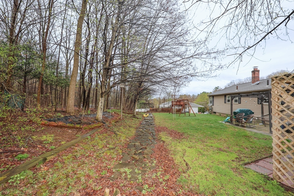 26 Valley View Road Leominster, MA 01453 - Photo 21 of 24 Gallery Image 21