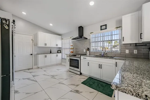 $450,000 | 12004 Colonial Estates Lane, Riverview, FL 33579