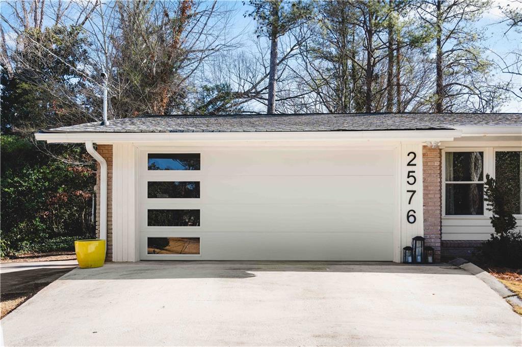 2576 River Oak Drive Decatur, GA 30033 - Photo 44 of 47 a view of a house with a snow in the background