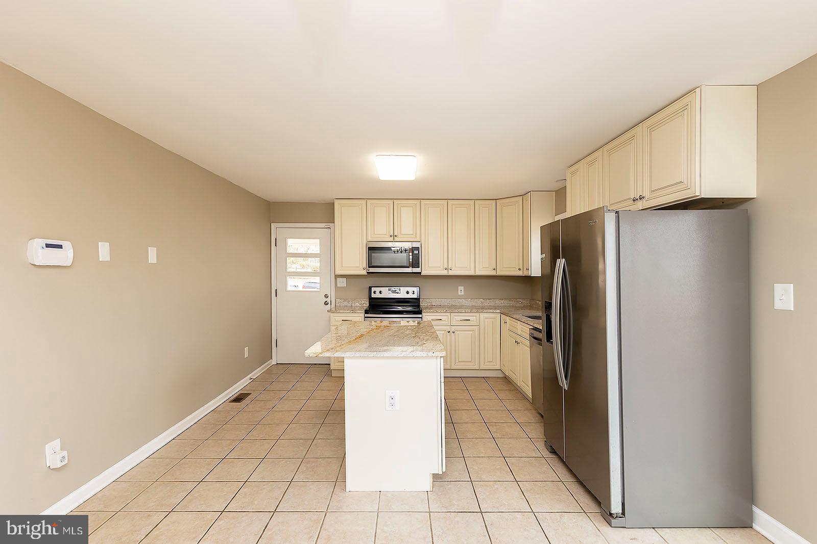 516 Lower Valley Road Strasburg, VA 22657 - Photo 2 of 7 Stainless steel appliances