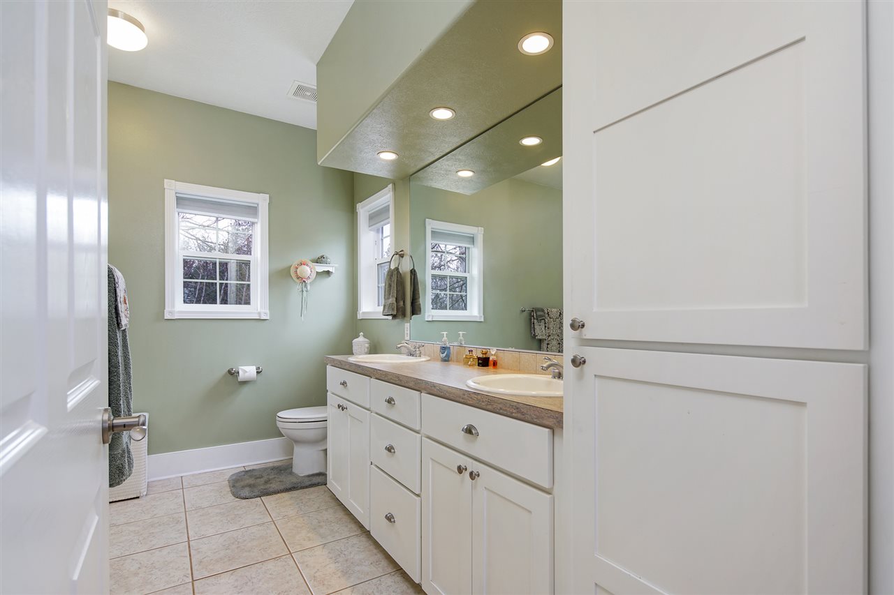 12618 South Sherman Road Spokane, WA 99224 - Photo 12 of 20