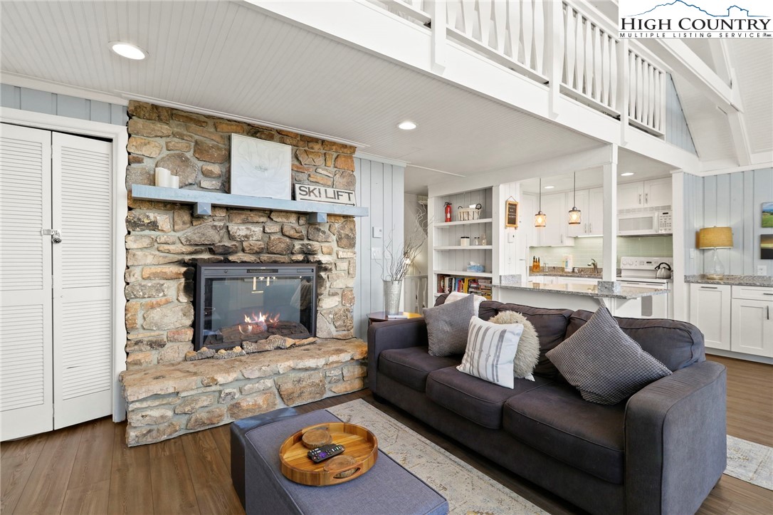 109 Pinnacle Ridge Road, Unit 14 Beech Mountain, NC 28604 - Photo 9 of 23 Gallery Image 9