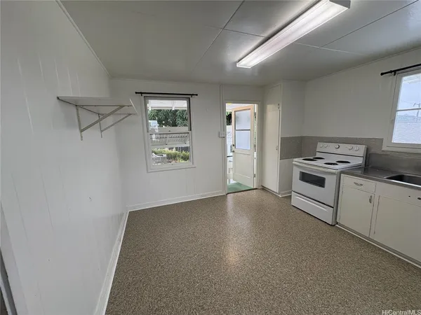 $3,800 | 2022 Leiloke Drive, Honolulu, HI 96822