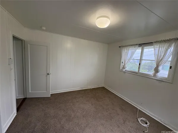 $3,800 | 2022 Leiloke Drive, Honolulu, HI 96822