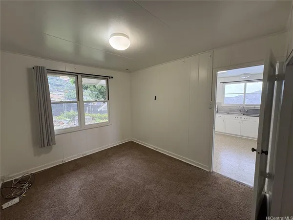 $3,800 | 2022 Leiloke Drive, Honolulu, HI 96822