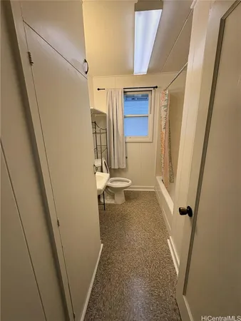 $3,800 | 2022 Leiloke Drive, Honolulu, HI 96822