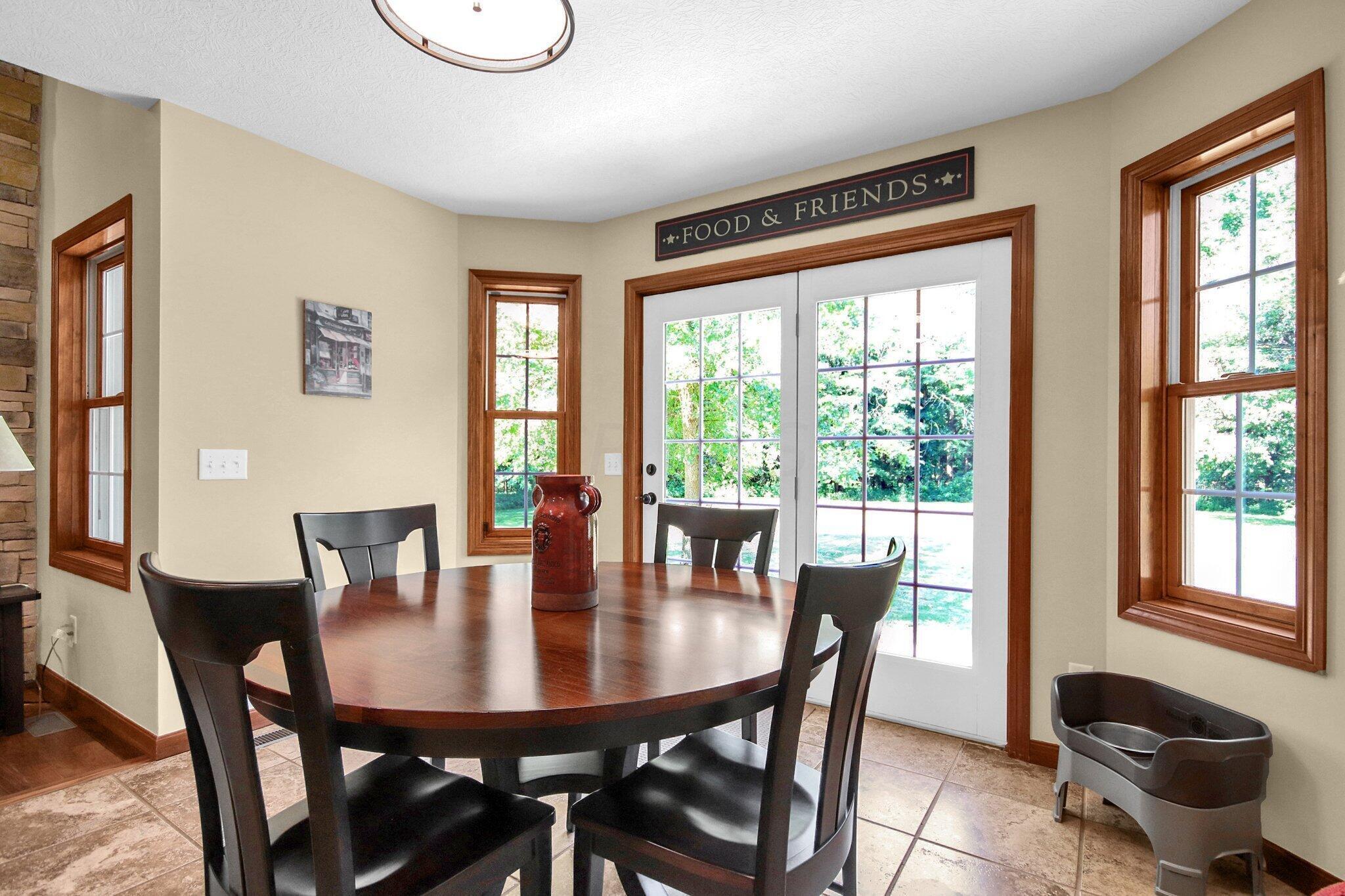 11616 Beacom Road Sunbury, OH 43074 - Photo 9 of 70 eat-in kitchen with view of the backyard
