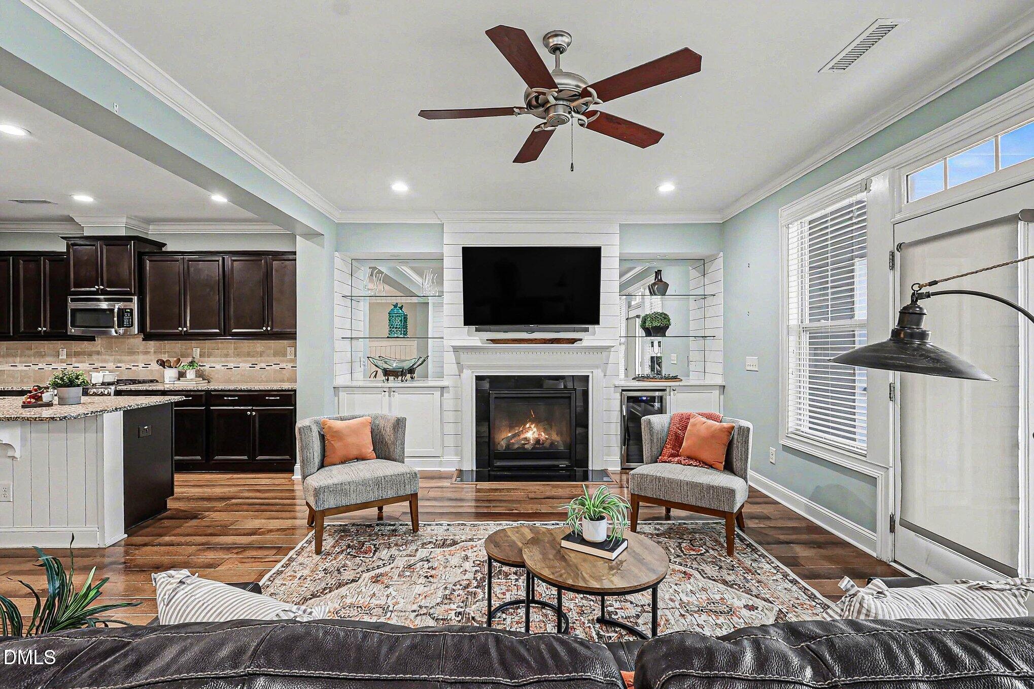 653 Fallon Grove Way Raleigh, NC 27608 - Photo 10 of 38 011_file_4725