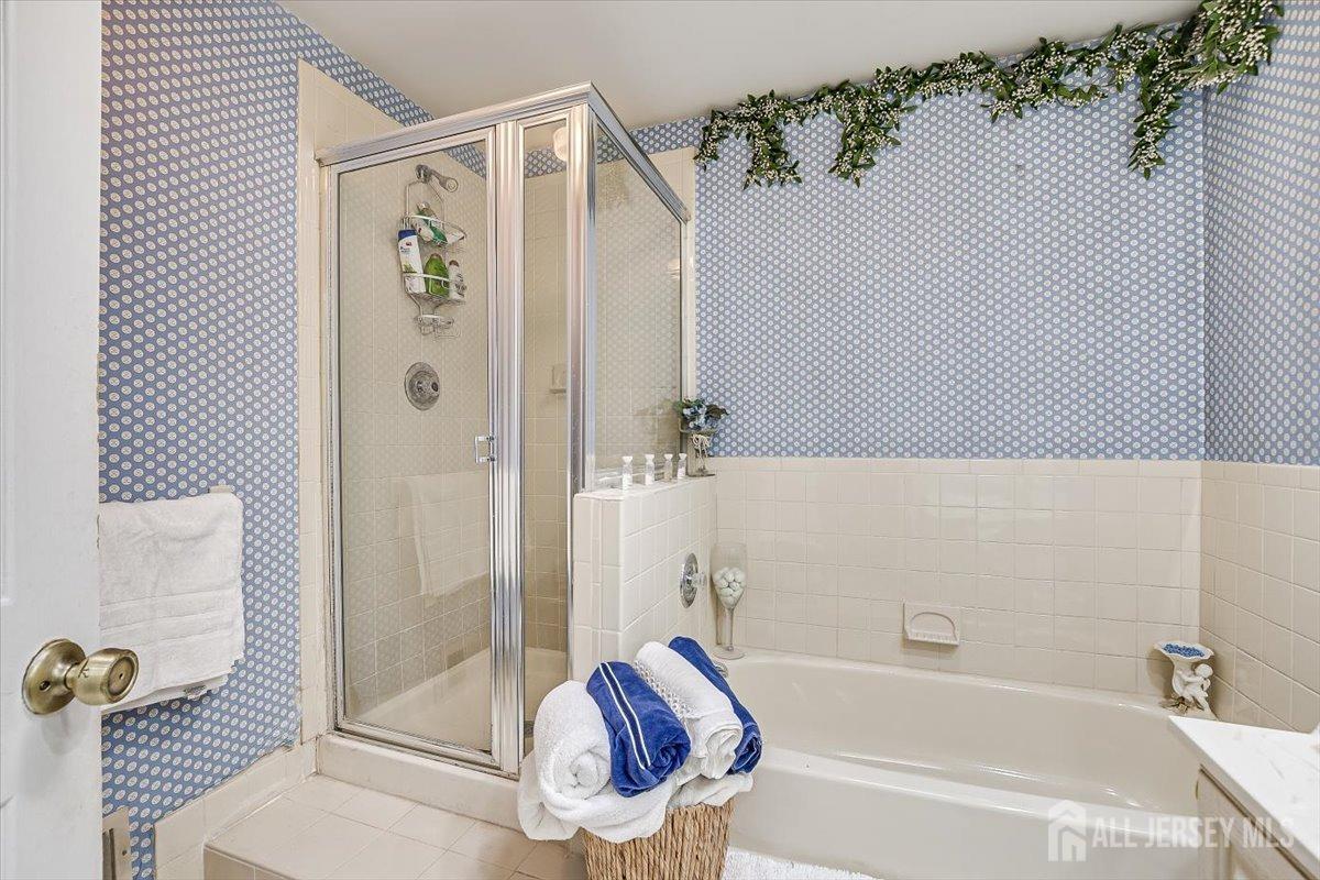 3405 Springbrook Drive Edison, NJ 08820 - Photo 32 of 54