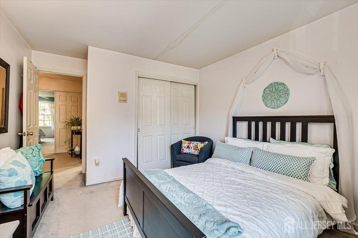 3405 Springbrook Drive Edison, NJ 08820 - Photo 34 of 54