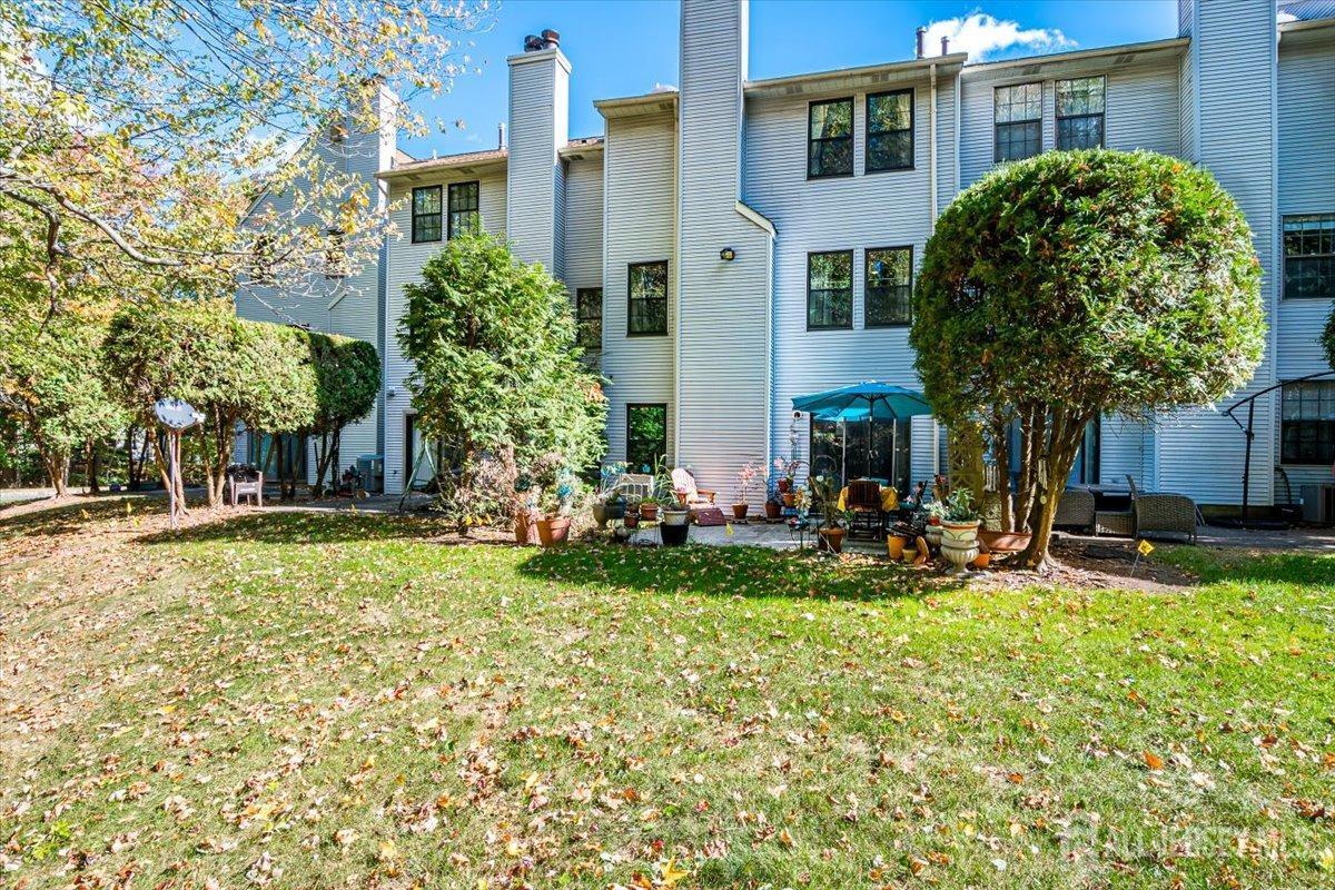 3405 Springbrook Drive Edison, NJ 08820 - Photo 47 of 54