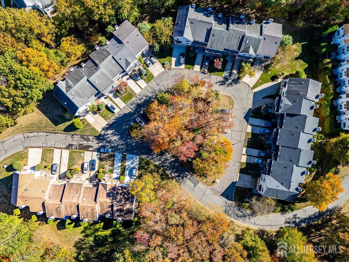 3405 Springbrook Drive Edison, NJ 08820 - Photo 8 of 54