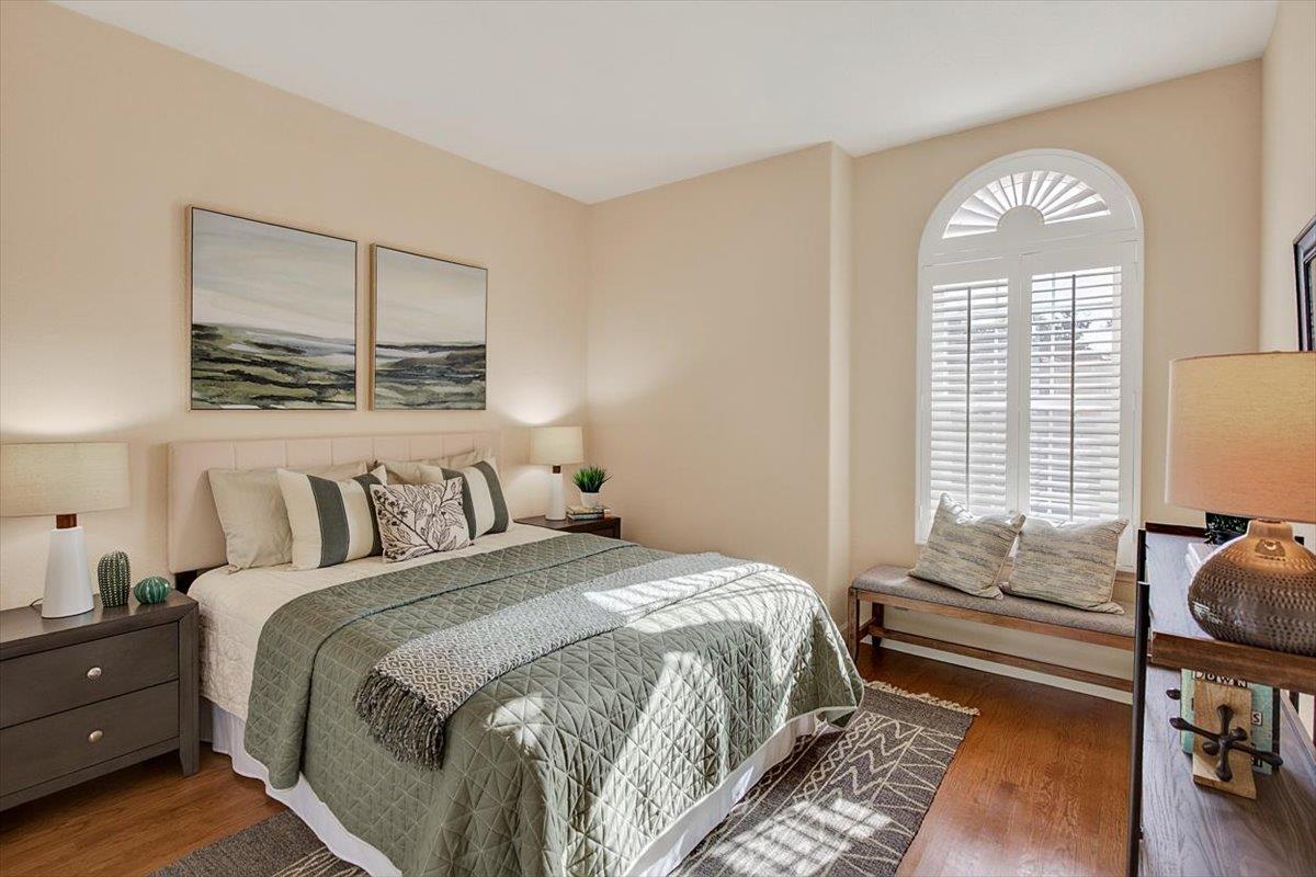 1190 Maria Privada Mountain View, CA 94040 - Photo 24 of 49