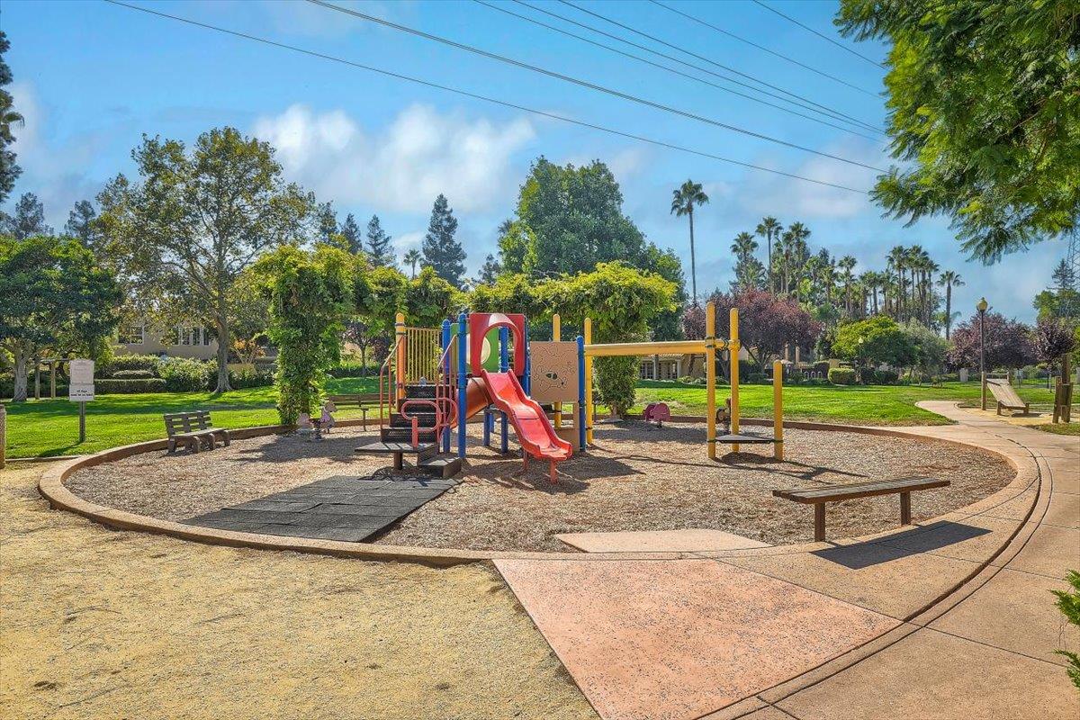 1190 Maria Privada Mountain View, CA 94040 - Photo 45 of 49