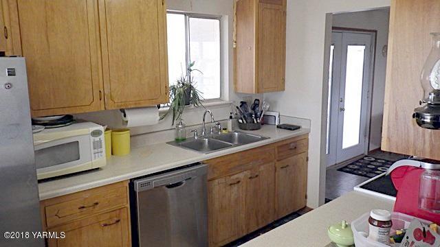 23002 North Wilgus Road Prosser, WA 99350 - Photo 14 of 33 Wilgus 020