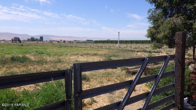 23002 North Wilgus Road Prosser, WA 99350 - Photo 29 of 33 Wilgus rd 086