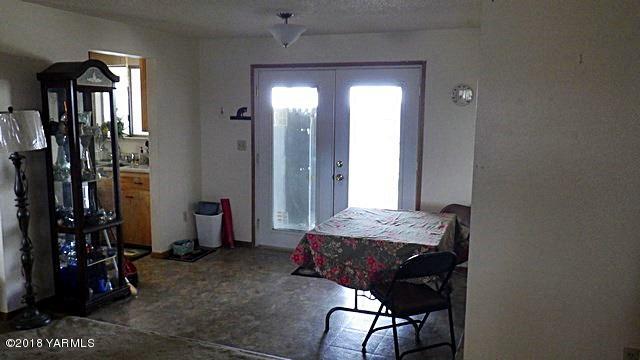 23002 North Wilgus Road Prosser, WA 99350 - Photo 10 of 33 Wilgus 013