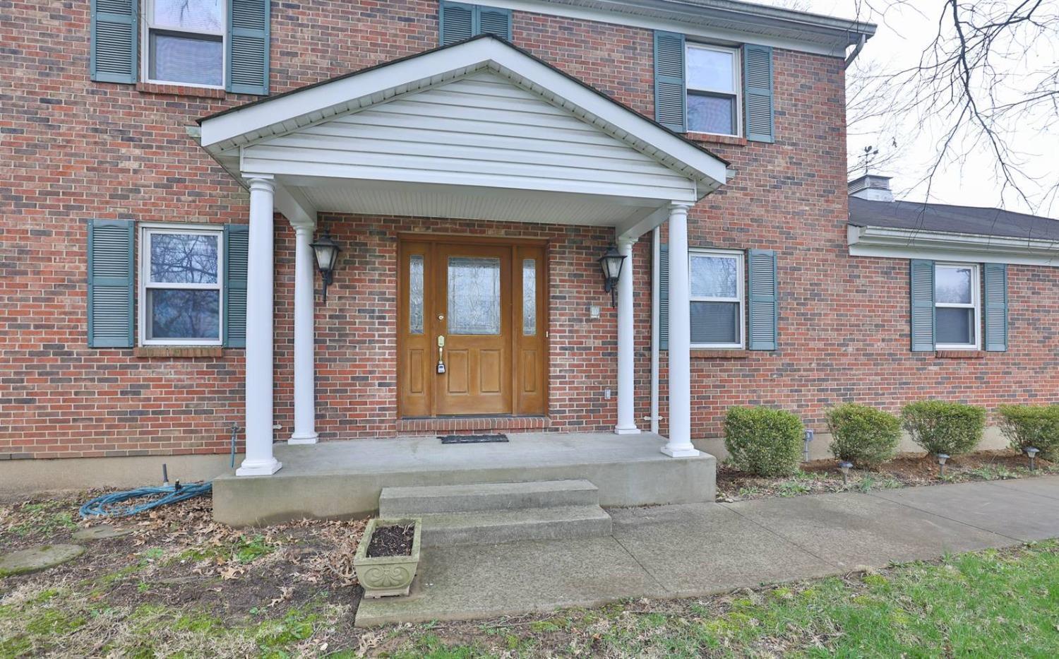 2512 Hunt Road Reading, OH 45236 - Photo 3 of 31