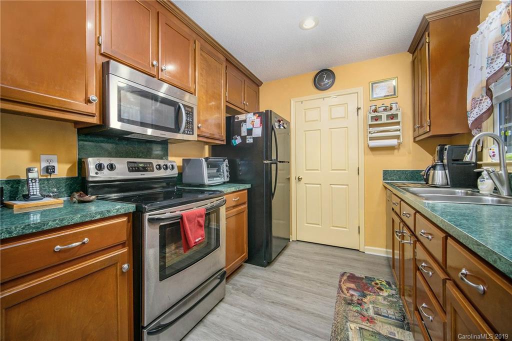 1941 Old Farm Road Southeast Concord, NC 28025 - Photo 9 of 18 Gallery Image 9
