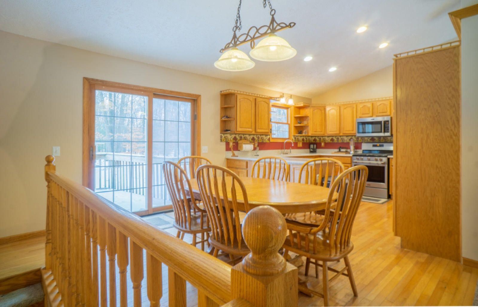 1885 Maple Island Road Muskegon, MI 49442 - Photo 8 of 20 Dining Area & Kitchen