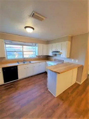 $199,900 | 12610 Northwest Virginia G Weaver Street, Bristol, FL 32321