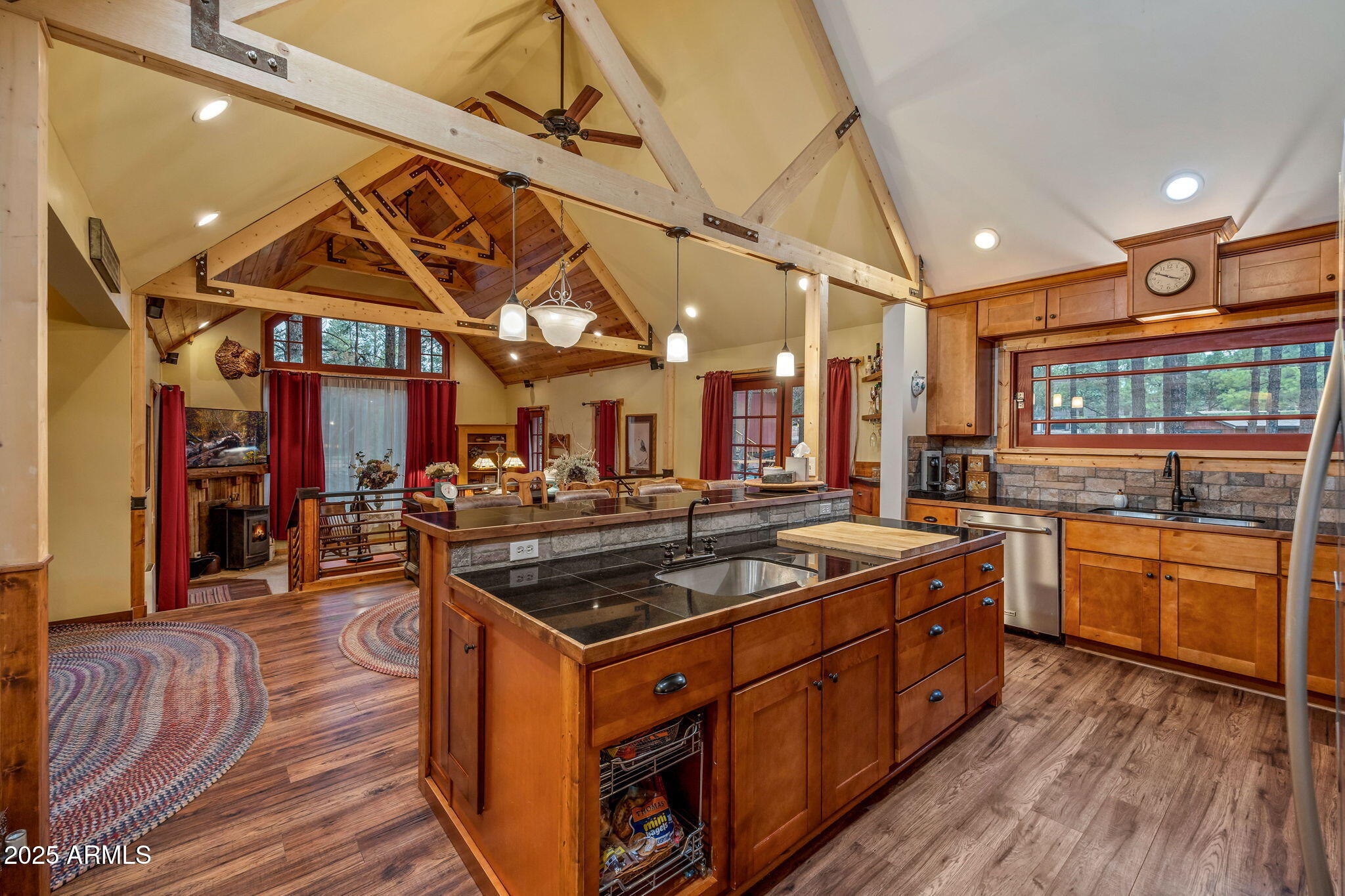 2891 Antelope Trail Overgaard, AZ 85933 - Photo 11 of 40 KITCHEN