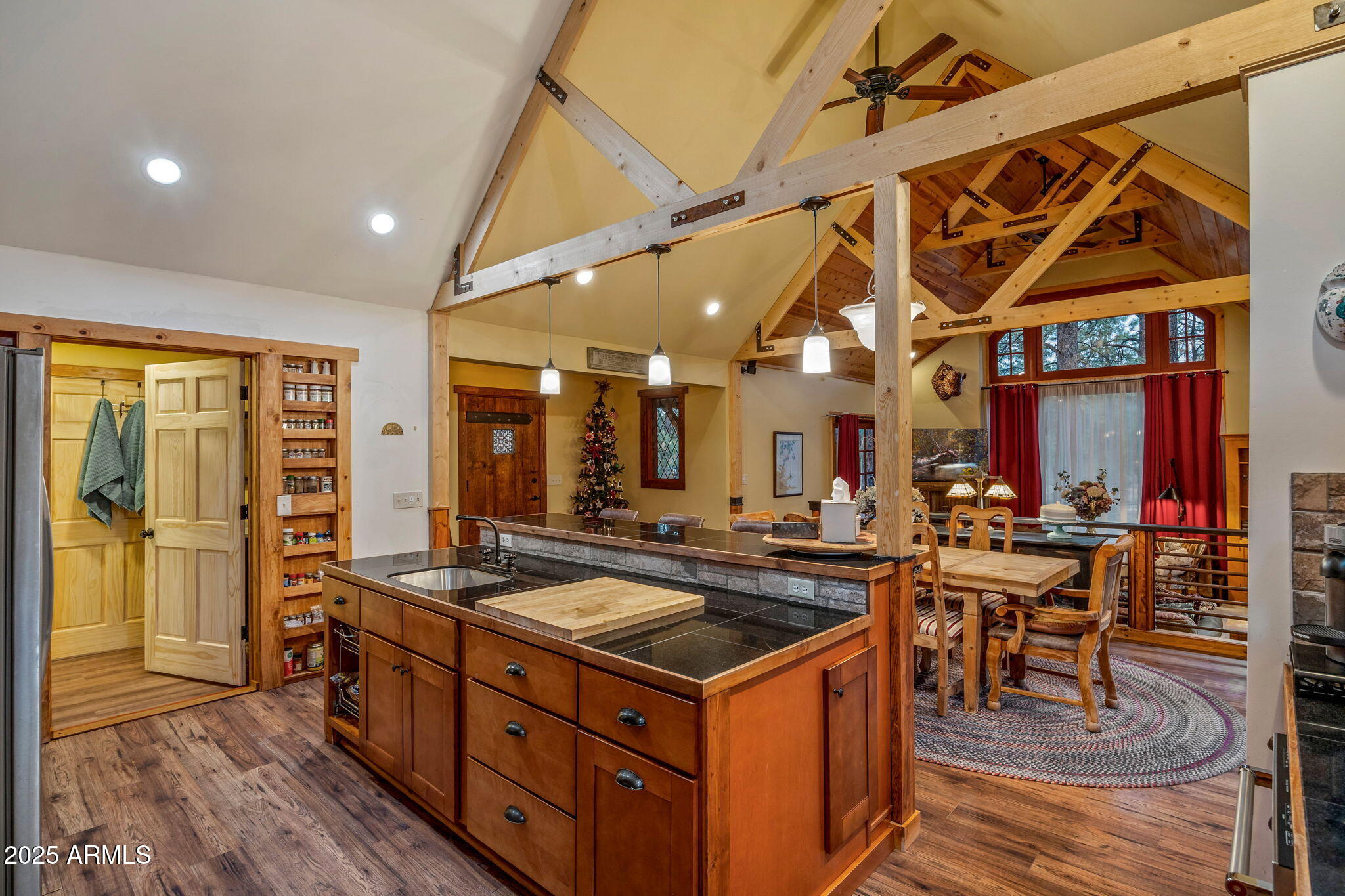 2891 Antelope Trail Overgaard, AZ 85933 - Photo 12 of 40 KITHCEN