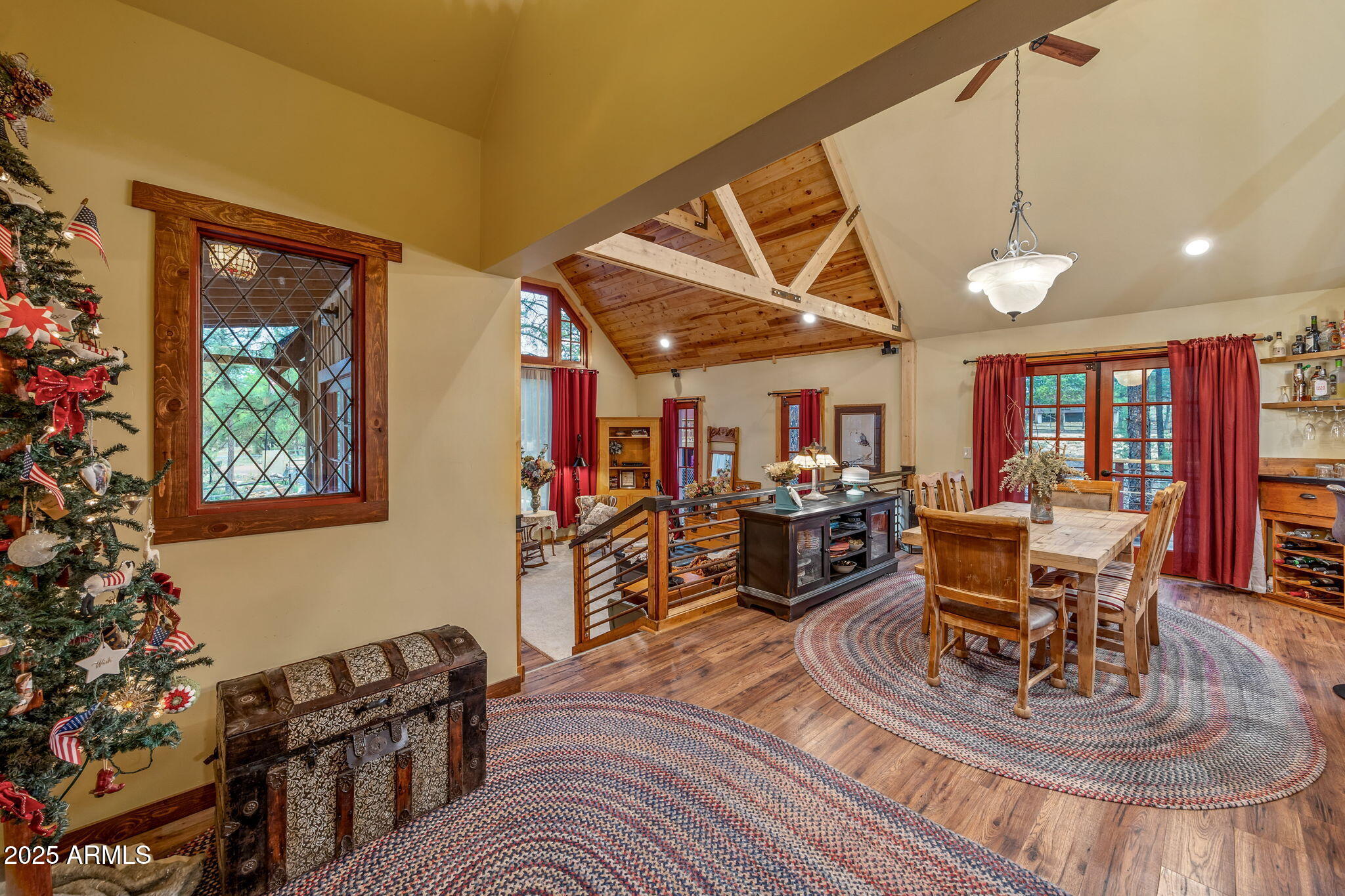 2891 Antelope Trail Overgaard, AZ 85933 - Photo 13 of 40 ENTRY LOOKING INTO DINING