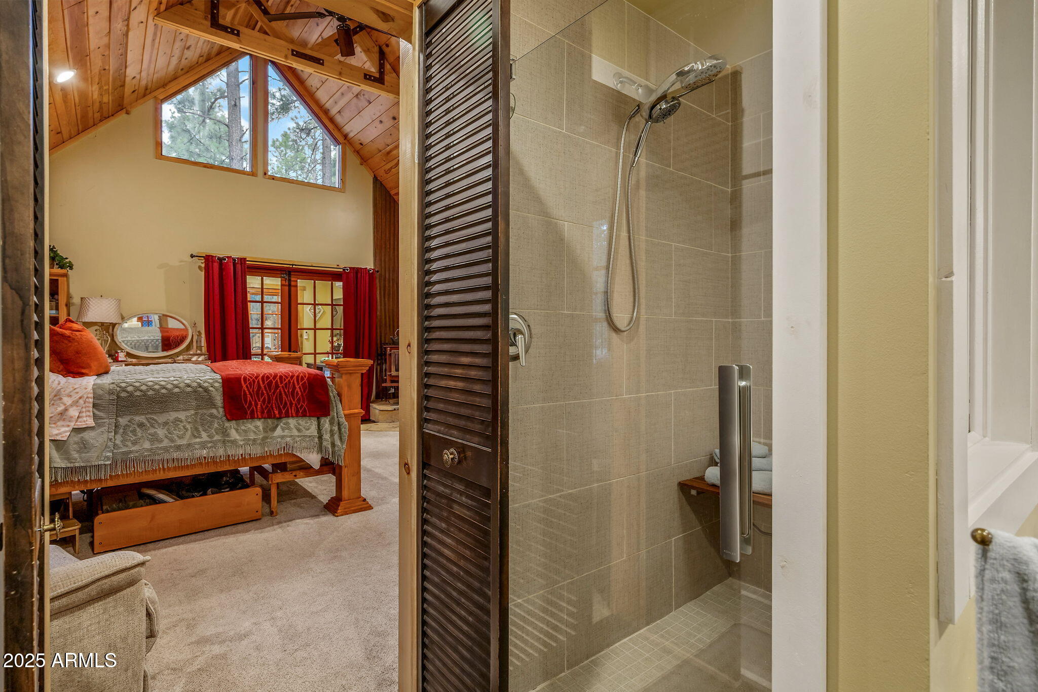 2891 Antelope Trail Overgaard, AZ 85933 - Photo 16 of 40 SHOWER BEHIND SOAKING TUB
