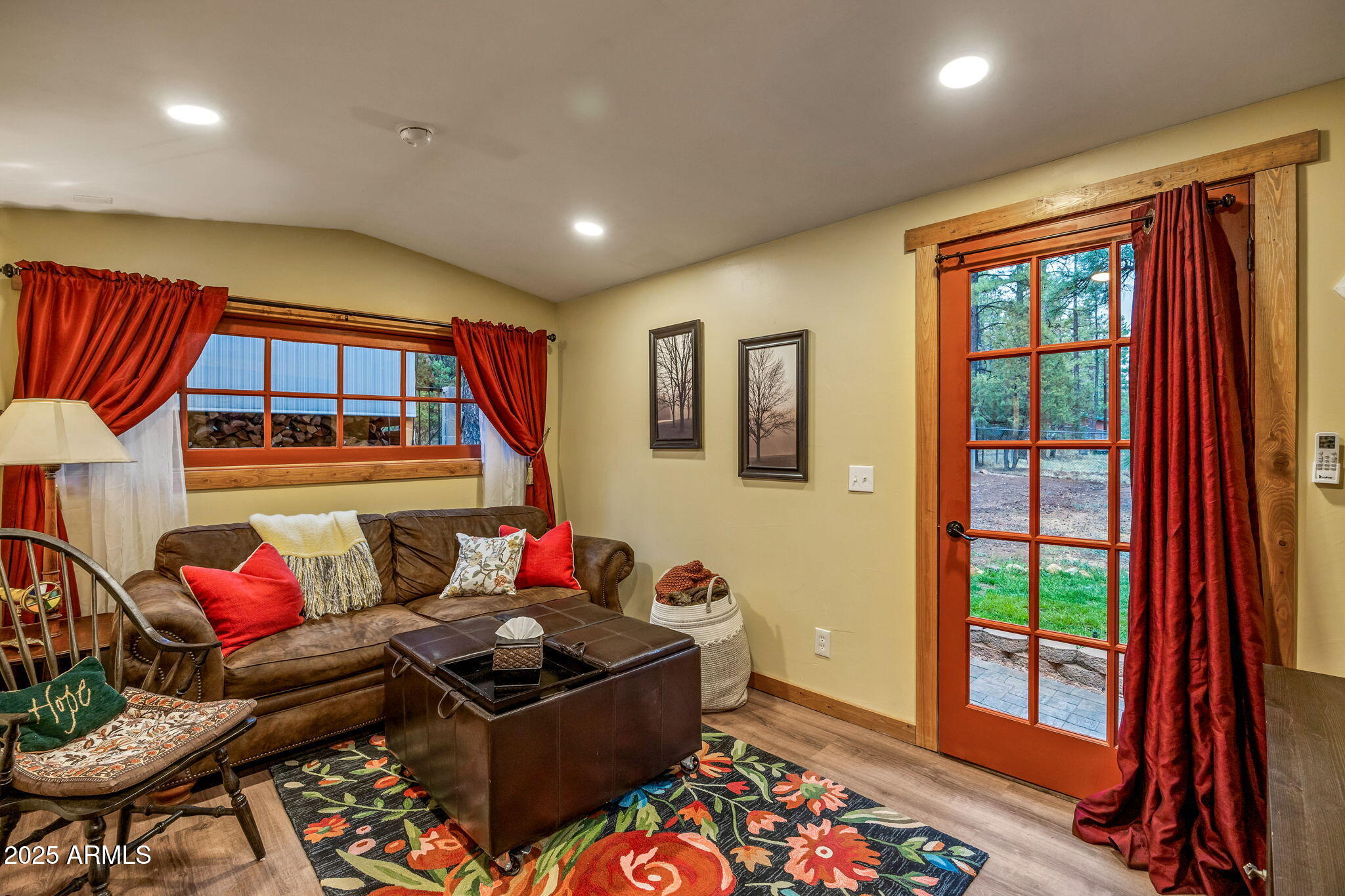 2891 Antelope Trail Overgaard, AZ 85933 - Photo 17 of 40 OFFICE/DEN