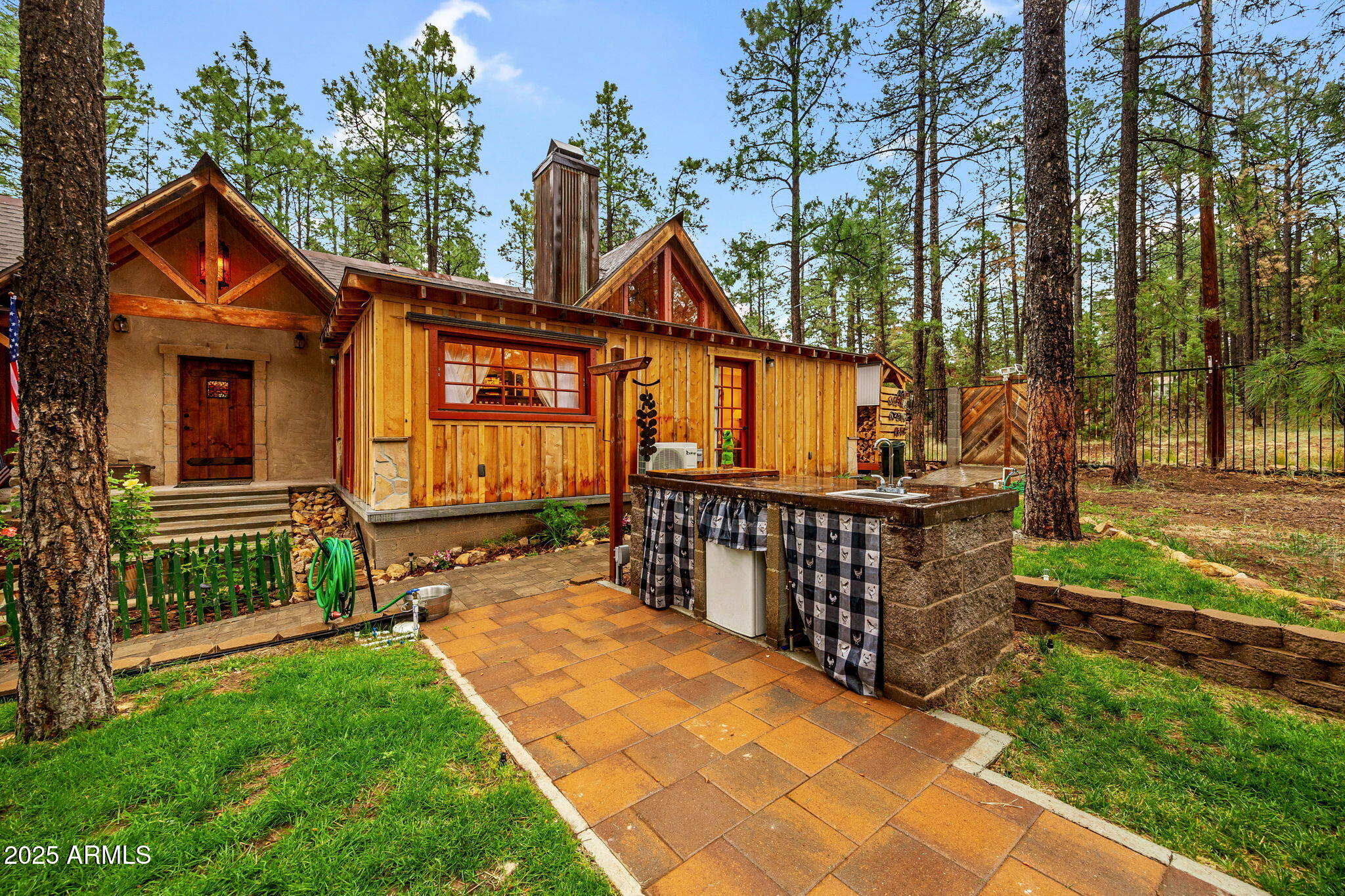 2891 Antelope Trail Overgaard, AZ 85933 - Photo 31 of 40 BBQ AREA